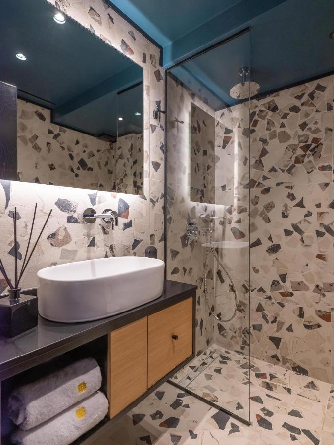 3 Pines Design Living * Heraklion (Crete)